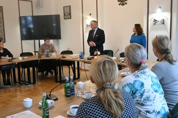 Inauguracyjne posiedzenie Powiatowej Rady Rynku Pracy 1